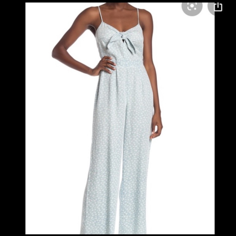 NWT Romeo + Juliet Floral Jumpsuit